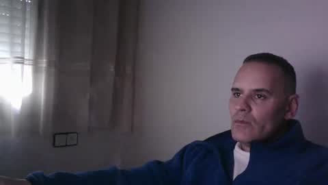 Snapshot of gioshadow chatting on 01.17.25 gioshadow online show from 01.17.25