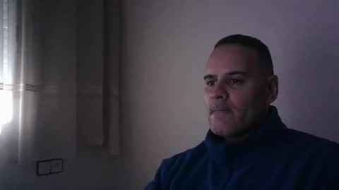 Snapshot of gioshadow chatting on 02.15.25 gioshadow online show from 02.15.25