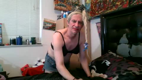 Snapshot of giovanni131971 chatting on 03.12.26 giovanni131971 online show from 03.12.26