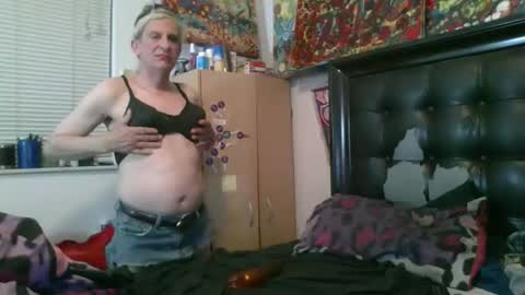 Snapshot of giovanni131971 chatting on 03.15.26 giovanni131971 online show from 03.15.26