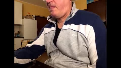 Snapshot of giovanni_1964 chatting on 02.22.26 giovanni_1964 online show from 02.22.26