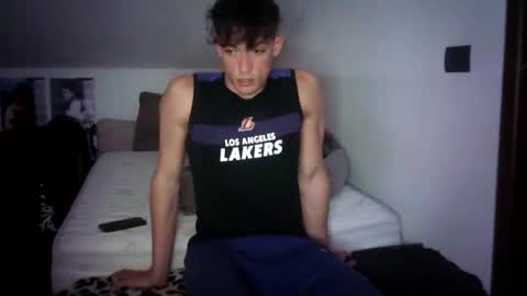 Snapshot of giovyyx chatting on 02.14.25 giovyyx online show from 02.14.25