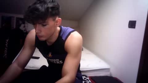 giovyyx online show from 02.15.25