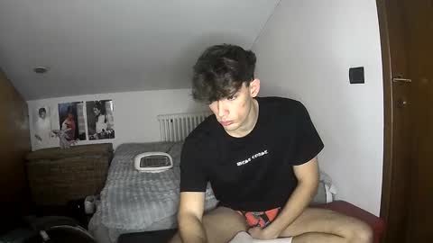 Snapshot of giovyyx chatting on 01.12.26 giovyyx online show from 01.12.26