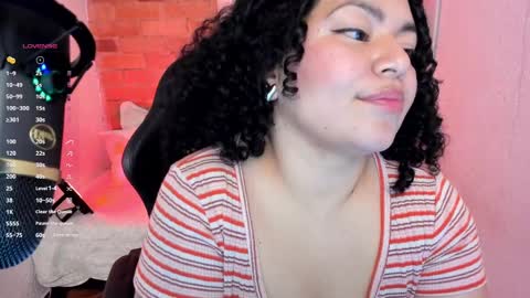 girl_inline online show from 02.11.25