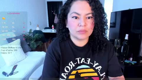 girl_inline online show from 09.21.25