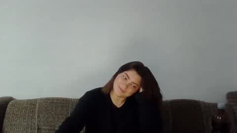 girl_leya online show from 09.12.25