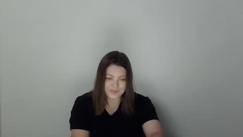 girl_leya online show from 10.11.25