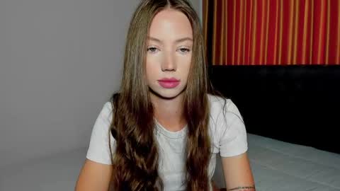 Snapshot of girlnextd00r_ chatting on 03.23.26 Hanna online show from 03.23.26