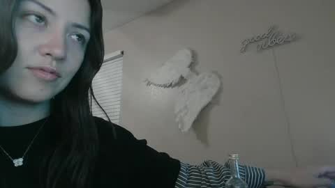 Snapshot of girlnextdoor702 chatting on 06.25.26 Jasmine online show from 06.25.26