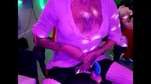 girls227445638252 online show from 09.28.25