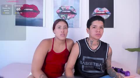 girls_inlove online show from 10.24.25