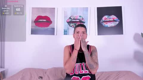 girls_inlove online show from 11.18.25