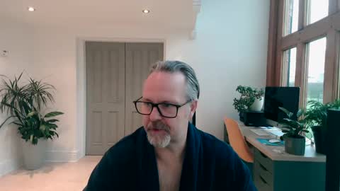 girlsandbikes online show from 12.12.24