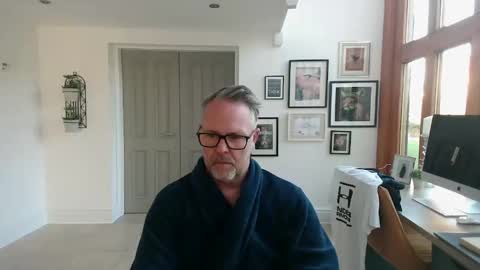 girlsandbikes online show from 09.22.25