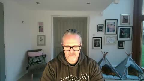 girlsandbikes online show from 12.22.25