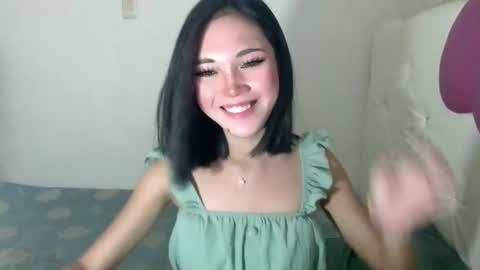 Divine online show from 10.03.25