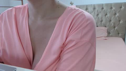 Victoria online show from 11.09.25