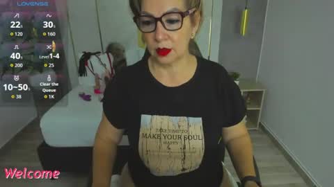 Snapshot of gisela27 chatting on 07.16.26 Gisella online show from 07.16.26
