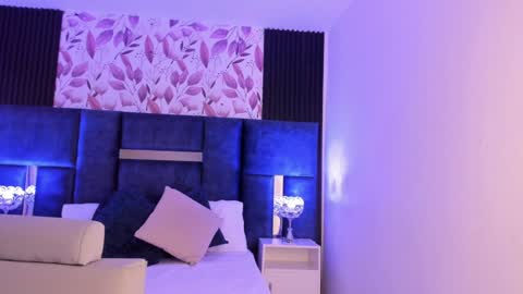     online show from 02.02.25