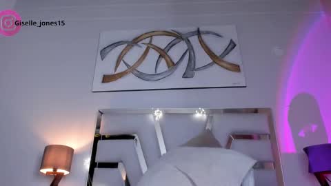 Giselle online show from 12.12.24