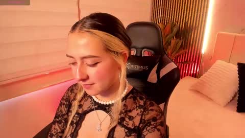 Giselle online show from 02.14.26