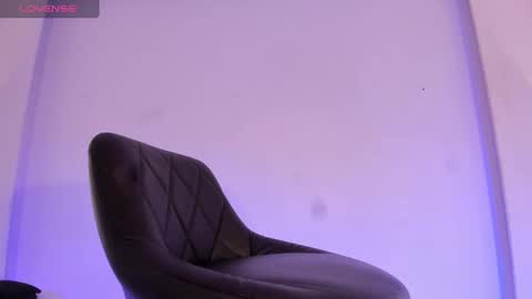 Snapshot of gisellecarteer__ chatting on 10.30.25 gisellecarteer__ online show from 10.30.25