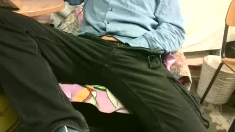 Snapshot of giulio__35 chatting on 01.26.25 giulio__35 online show from 01.26.25