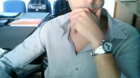 giuseppevai1 online show from 09.12.25