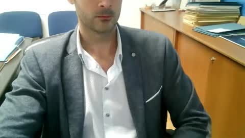 giuseppevai1 online show from 10.20.25