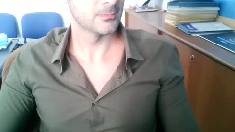 giuseppevai1 online show from 11.11.25