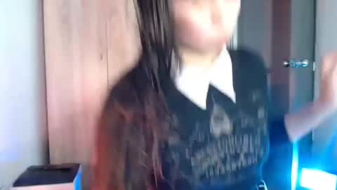 Snapshot of give_me_orgasms chatting on 09.23.25 Nice to meet you my name is Heyli online show from 09.23.25