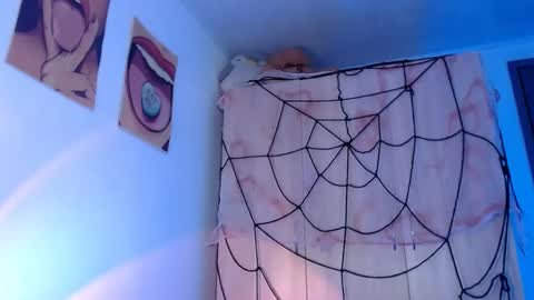 Snapshot of give_me_orgasms chatting on 10.11.25 Nice to meet you my name is Heyli online show from 10.11.25