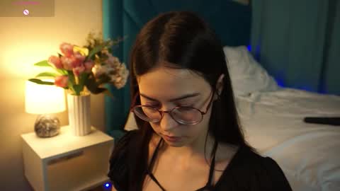 Agness online show from 11.06.25