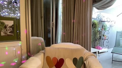 Gl1tter Barbie online show from 02.06.25