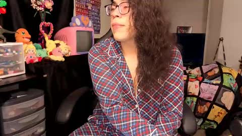 glaceon9 online show from 10.05.25