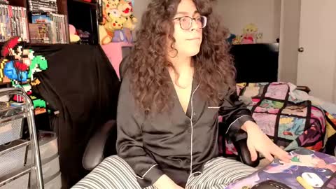 glaceon9 online show from 04.10.26