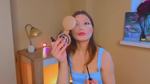 Snapshot of gladyshankins chatting on 09.25.25 Call me Daisy online show from 09.25.25