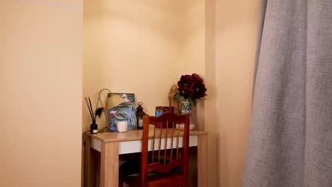 Snapshot of gladyshankins chatting on 10.22.25 Call me Daisy online show from 10.22.25