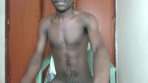 Snapshot of glane_ chatting on 12.15.25 James online show from 12.15.25