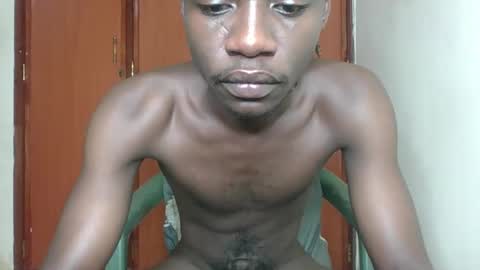 Snapshot of glane_ chatting on 01.06.26 James online show from 01.06.26