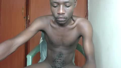 Snapshot of glane_ chatting on 01.18.26 James online show from 01.18.26