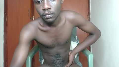 Snapshot of glane_ chatting on 02.14.26 James online show from 02.14.26