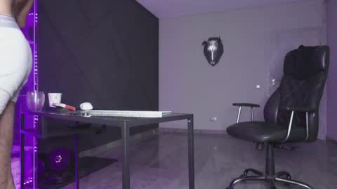 Matthew .. for short call me Matt online show from 11.18.25