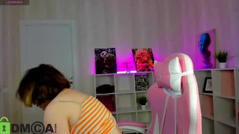 glimmer_goddesss online show from 11.21.25