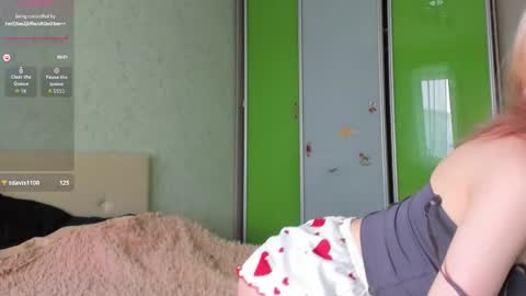 Snapshot of glitchy_doll chatting on 03.02.26 Sara online show from 03.02.26