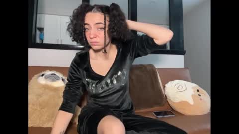 Snapshot of globberton chatting on 02.10.25 Baby Bimbo online show from 02.10.25