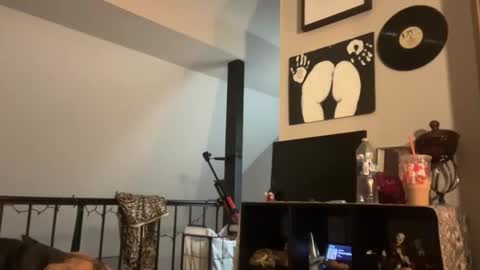 Snapshot of globberton chatting on 11.24.25 Baby Bimbo online show from 11.24.25