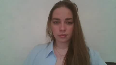 Snapshot of gloria954807 chatting on 05.16.26 gloria954807 online show from 05.16.26