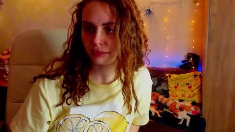 Snapshot of gloria_wood chatting on 01.05.25 Gloria Wood online show from 01.05.25